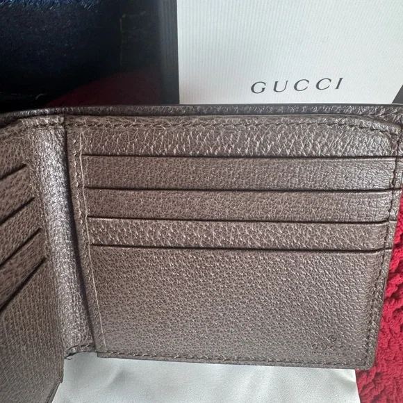Gucci Supreme Monogram Tian Bifold Men’s Wallet - Picture 6 of 8